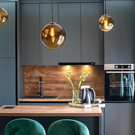 Modern With A Beautiful View Διαμέρισμα *