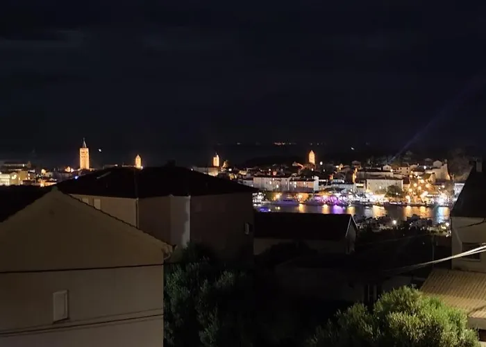 Modern With A Beautiful View Apartman