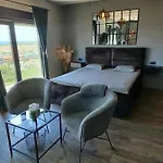 Modern With A Beautiful View Appartamento