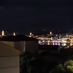 Modern With A Beautiful View Appartamento